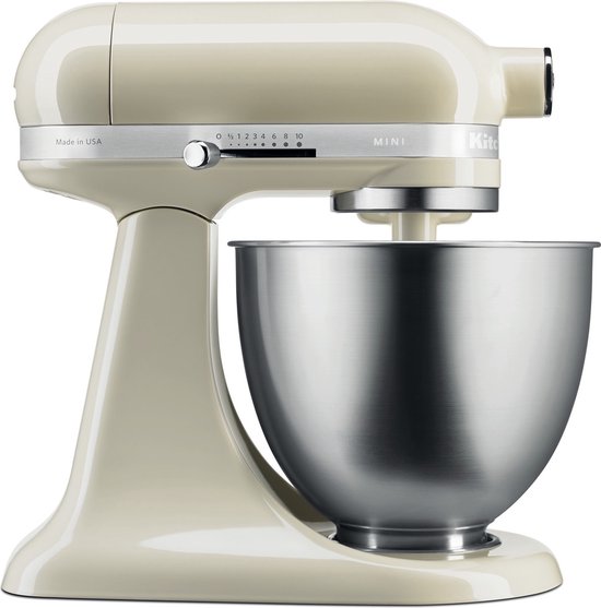KitchenAid Standmixer - Mini mixer met kantelbare kop, accessoires en capaciteit van 3,3L - Almond Cream